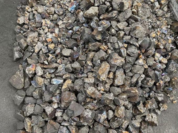 Шишка Ferrotitanium70 металла титана шишки плодов 70 Ferro