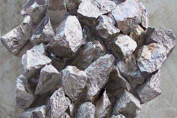 FeMn сплавляет высокуглеродистый ферромарганец 65-80% для стальной добавки