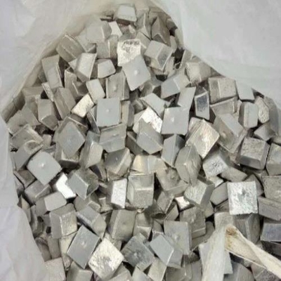 Яркий серебряный слиток 99,98% Mg цвета для частей воздушных судн